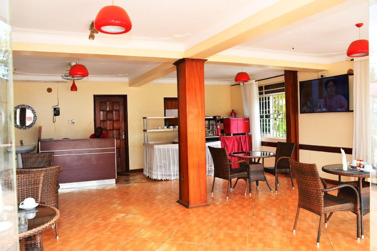 Florida Hotel Zaana Kampala Buitenkant foto